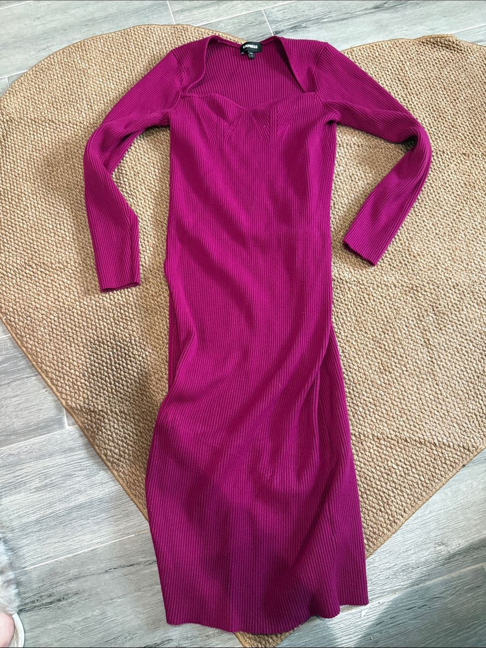 Express Long-Sleeve Ribbed Midi Dress in Fuchsia